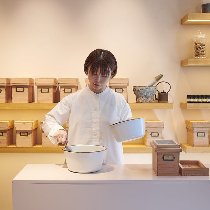 【11月23日(日) 13:00-】モン・サン・ミッシェル精油とドライハーブで作るワックスサシェ